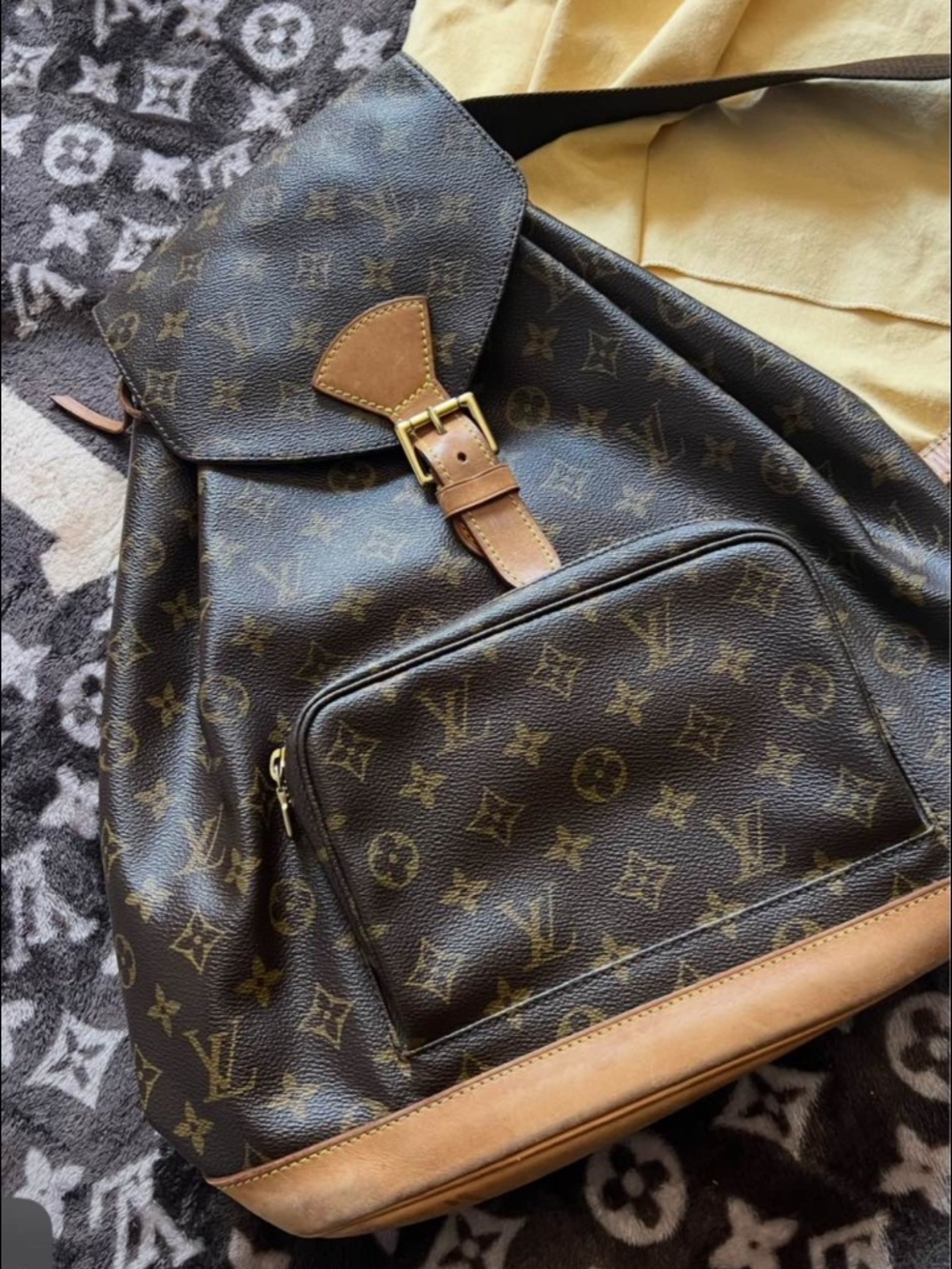 *AUTHENTIC* Louis Vuitton Monogram GM Backpack